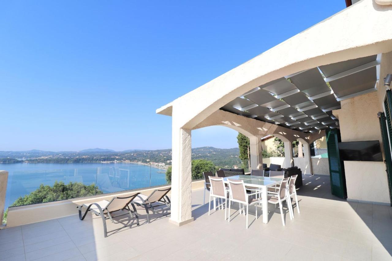 Villa Faiax Pyrgi  ภายนอก รูปภาพ